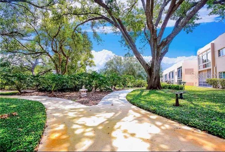 WINTER PARK GDNS CONDO - Residential