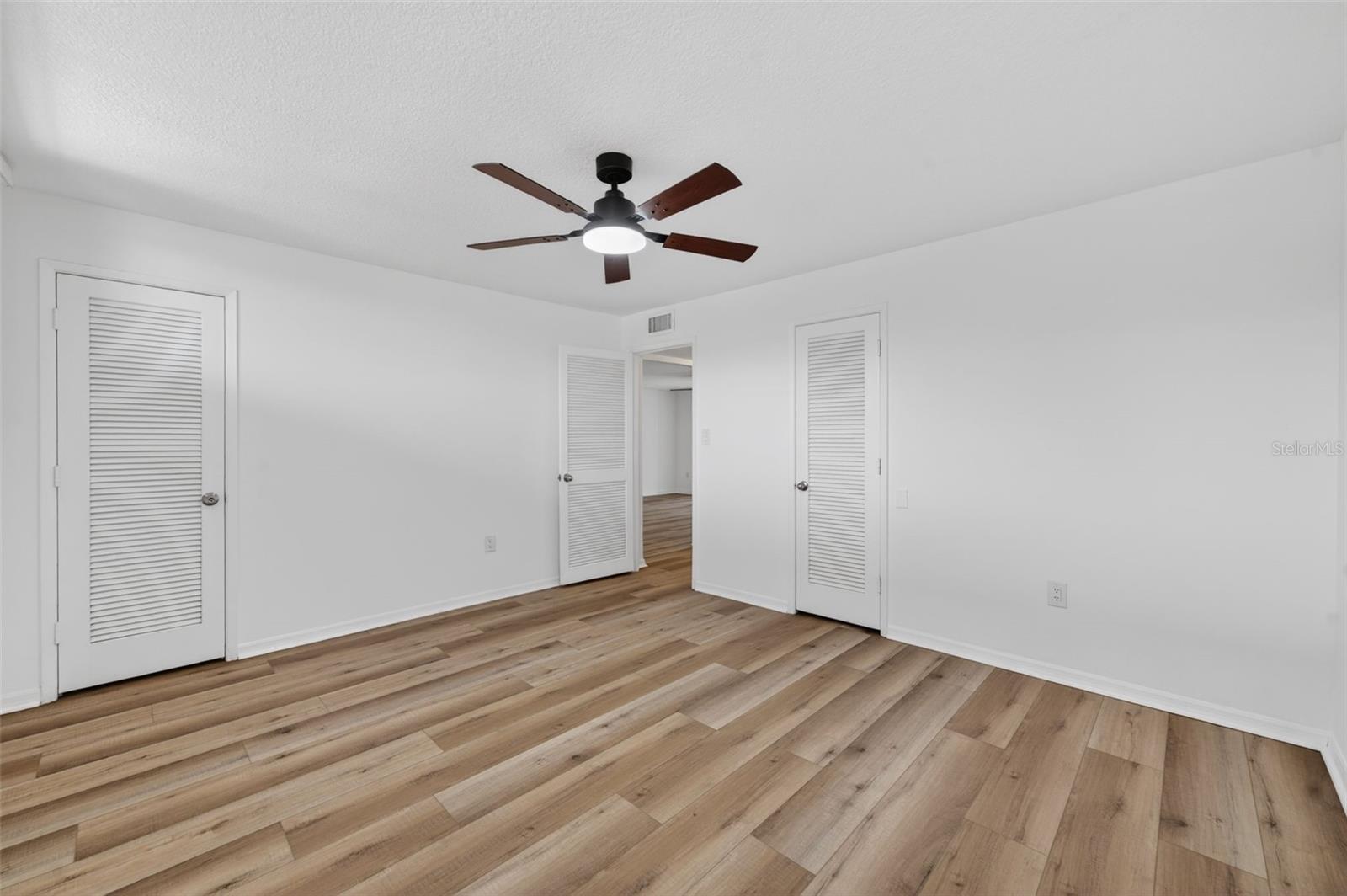 WINTER PARK GDNS CONDO - Residential