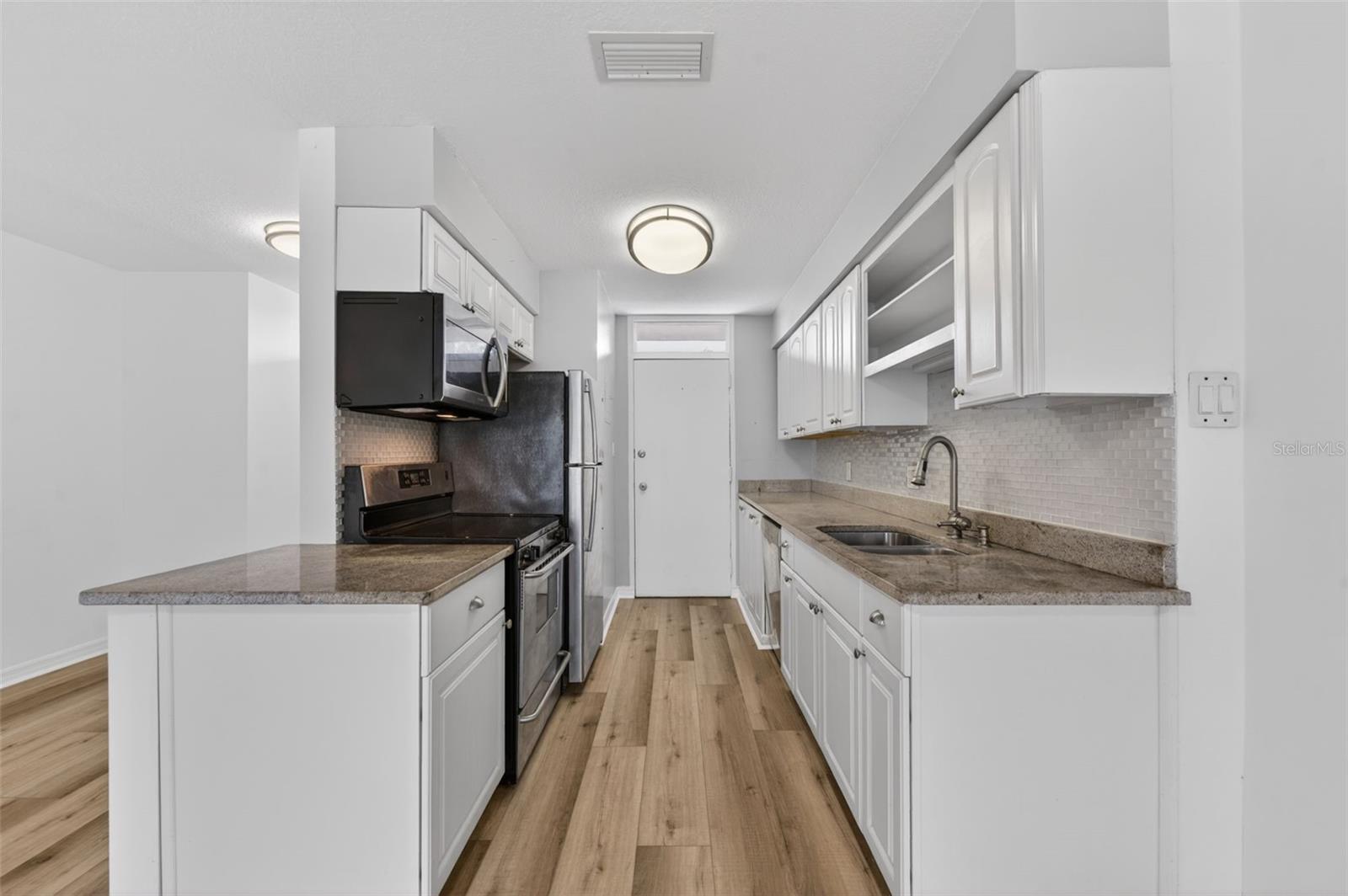 WINTER PARK GDNS CONDO - Residential