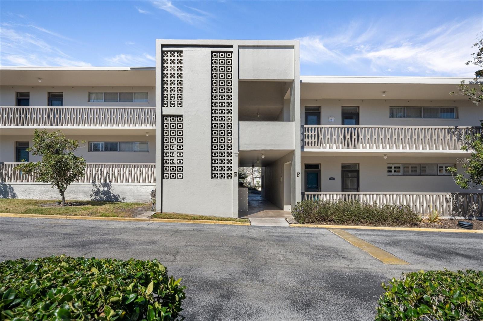 WINTER PARK GDNS CONDO - Residential
