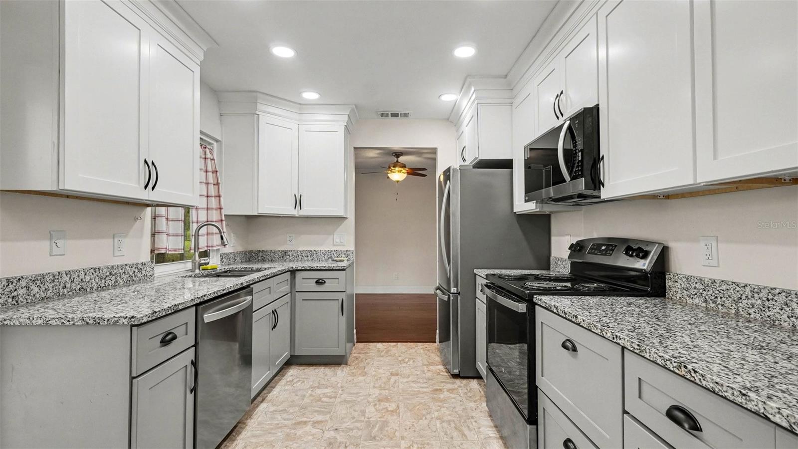 CITRUS SPGS UNIT 04 - Residential