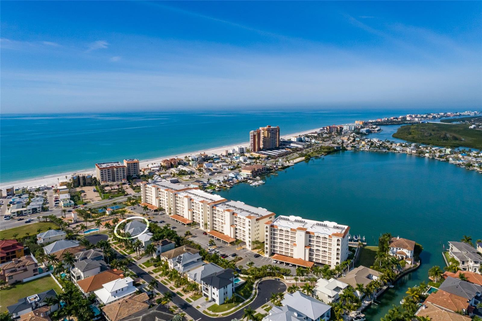 REDINGTON SHORES YACHT ANDTENN - Residential