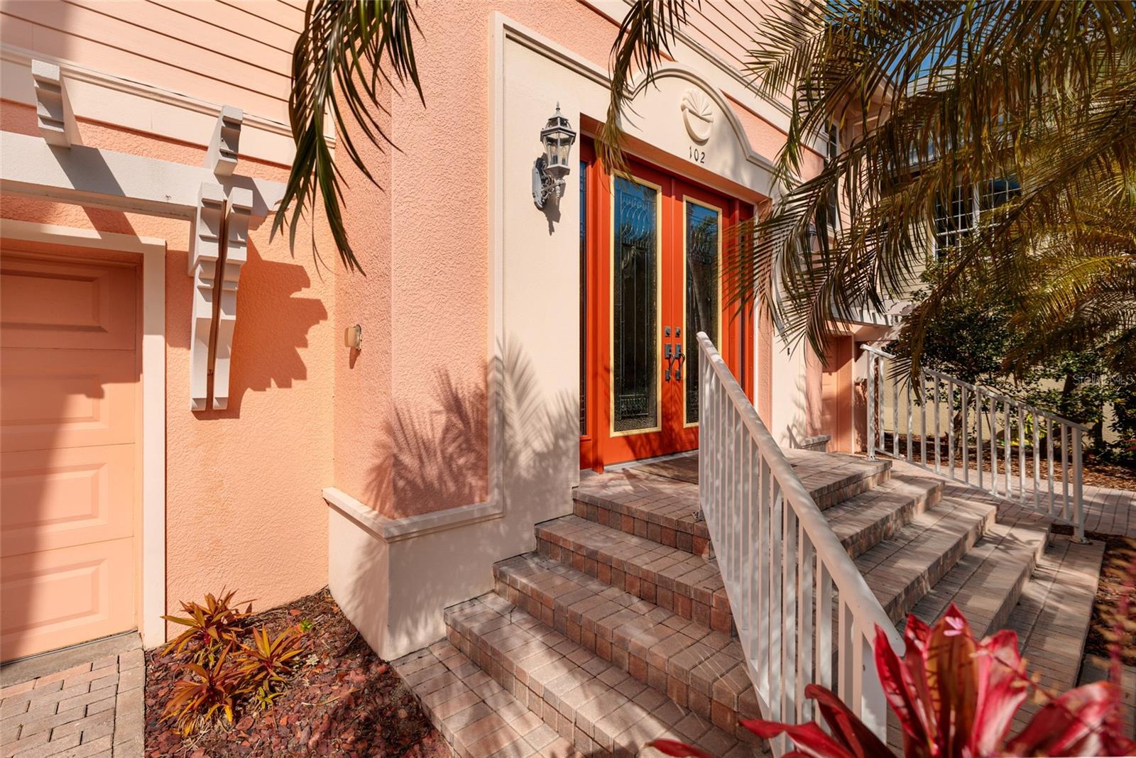 REDINGTON SHORES YACHT ANDTENN - Residential