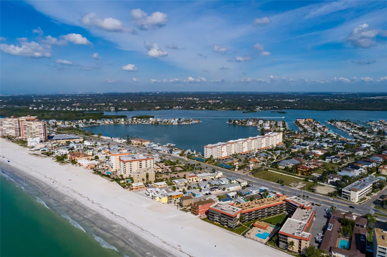 REDINGTON SHORES YACHT ANDTENN - Residential