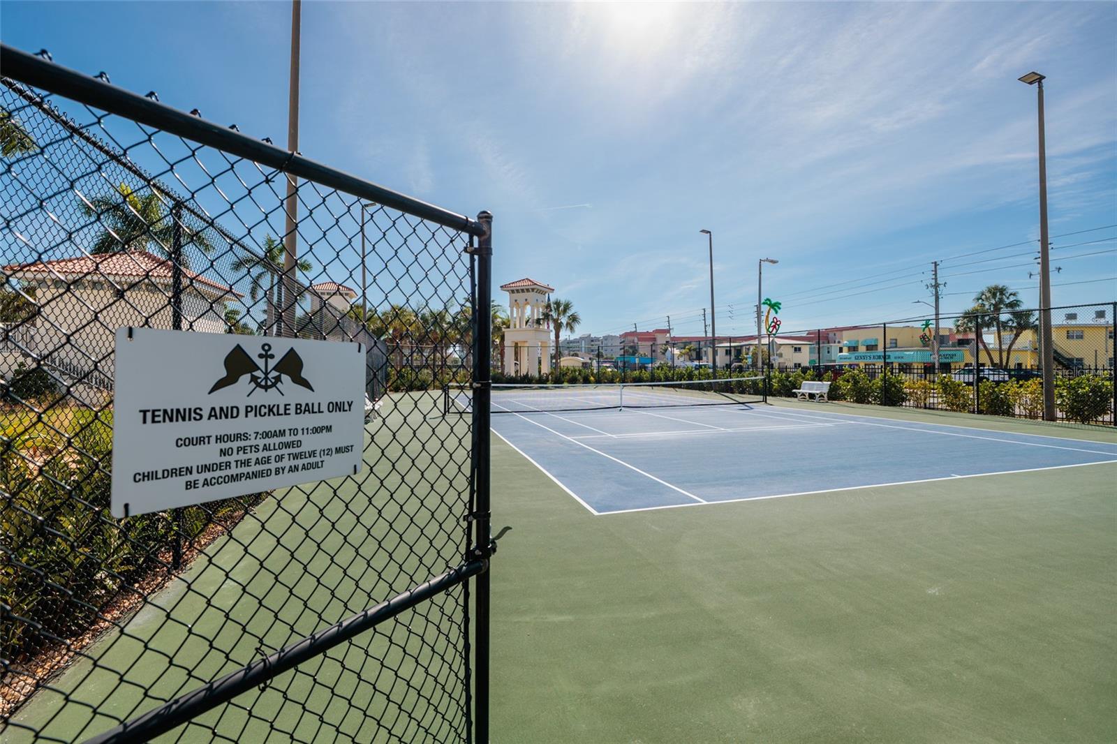 REDINGTON SHORES YACHT ANDTENN - Residential