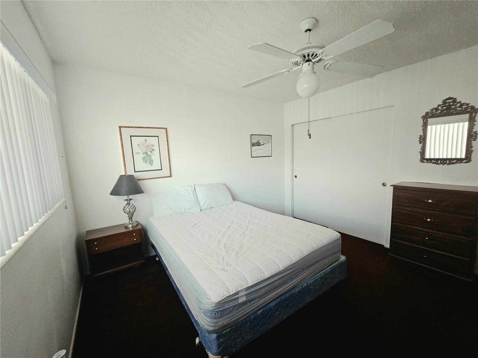 ON TOP OF THE WORLD - Residential Lease