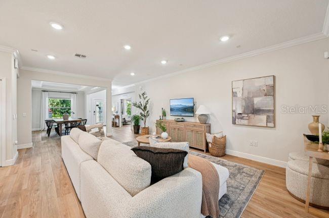 ROYAL HIGHLANDS - Residential
