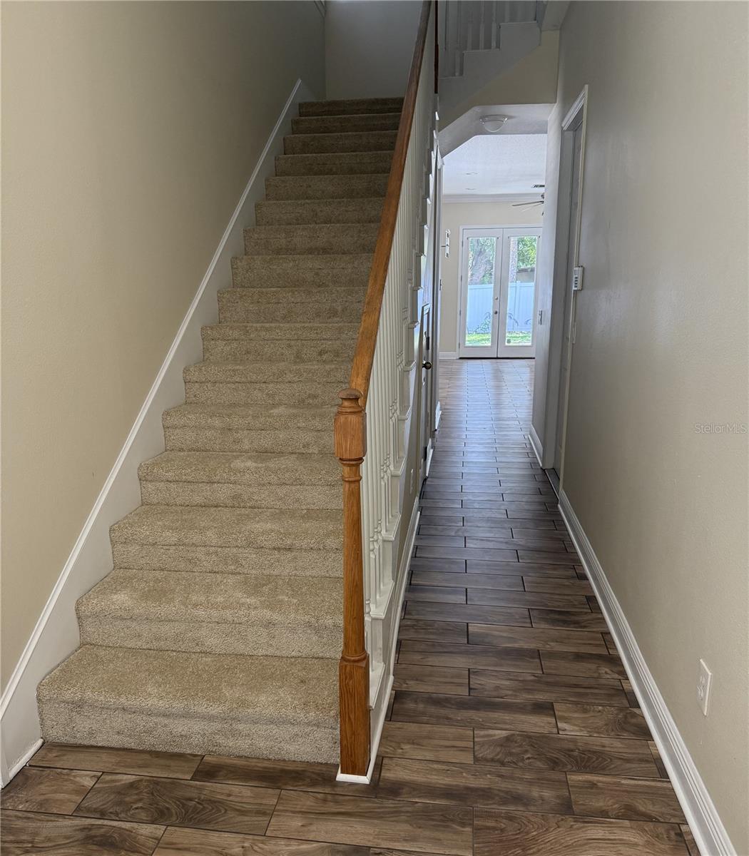 GOLDEN HEIGHTS VILLAS CONDO - Residential Lease