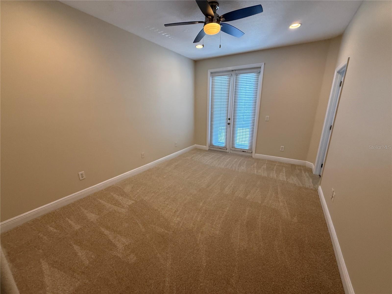 GOLDEN HEIGHTS VILLAS CONDO - Residential Lease