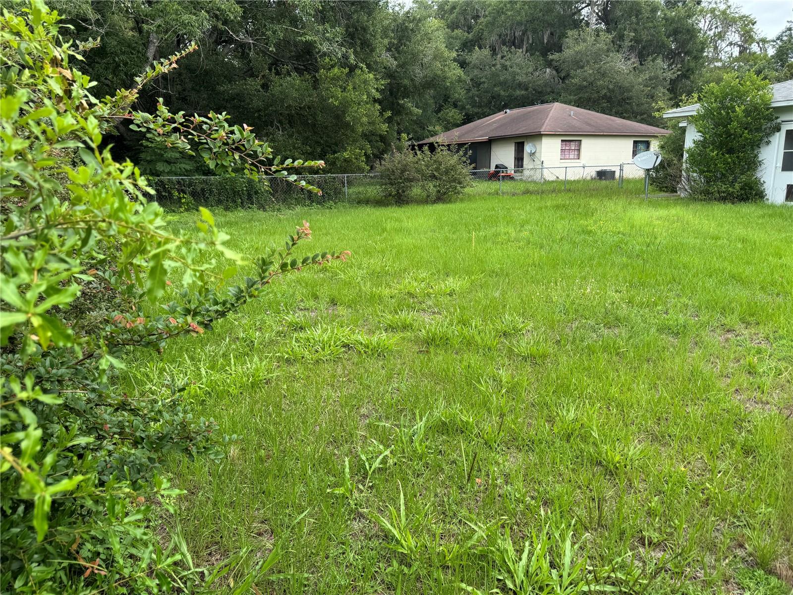 BUSHNELL NEW - Residential