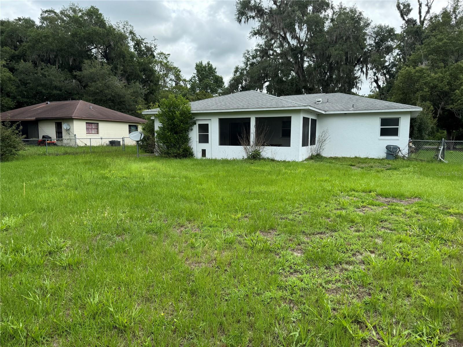 BUSHNELL NEW - Residential