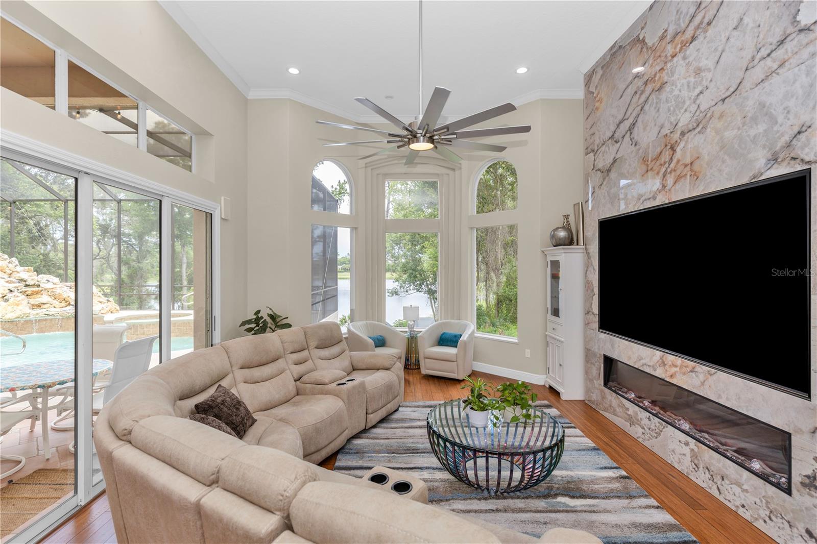 DEBARY PLANTATION UN 15 - Residential