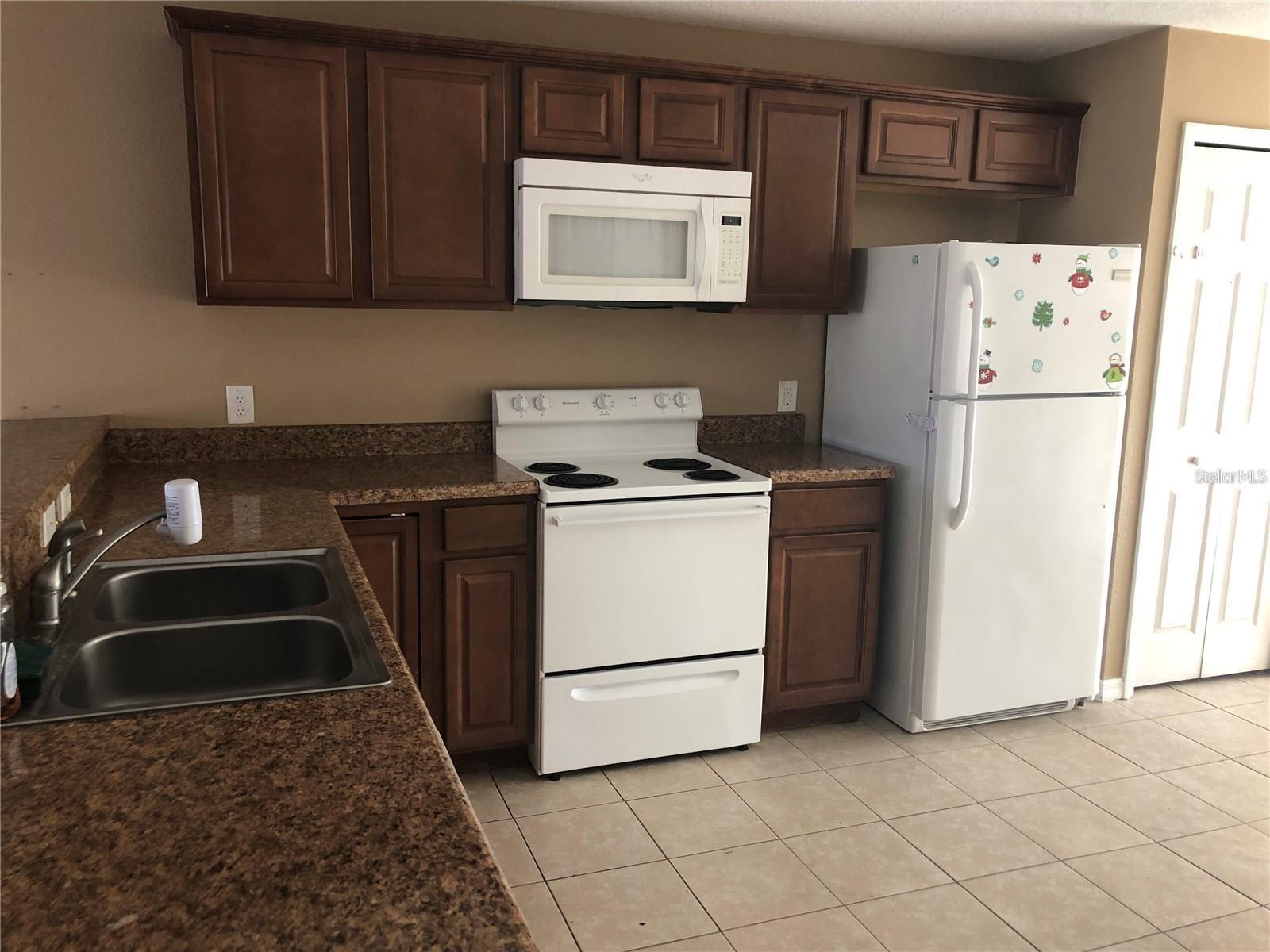 POINCIANA NBHD 1 VLG 5 - Residential Lease