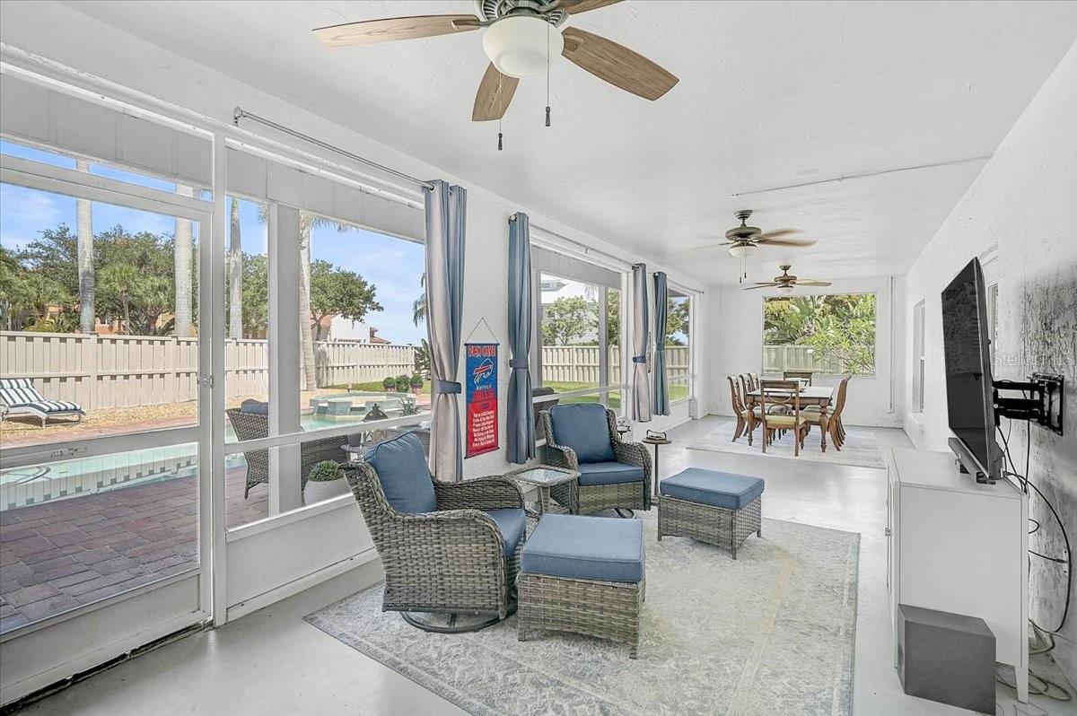 SAPPHIRE SHORES - Residential