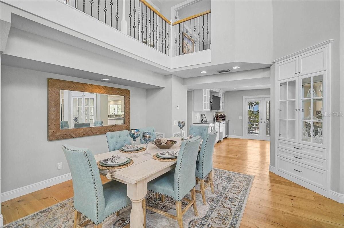 SAPPHIRE SHORES - Residential
