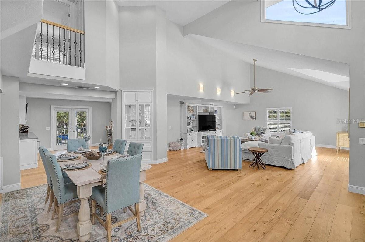 SAPPHIRE SHORES - Residential