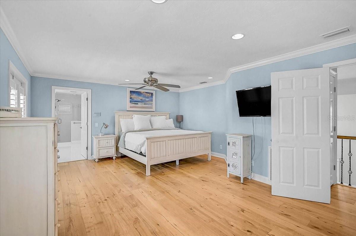 SAPPHIRE SHORES - Residential