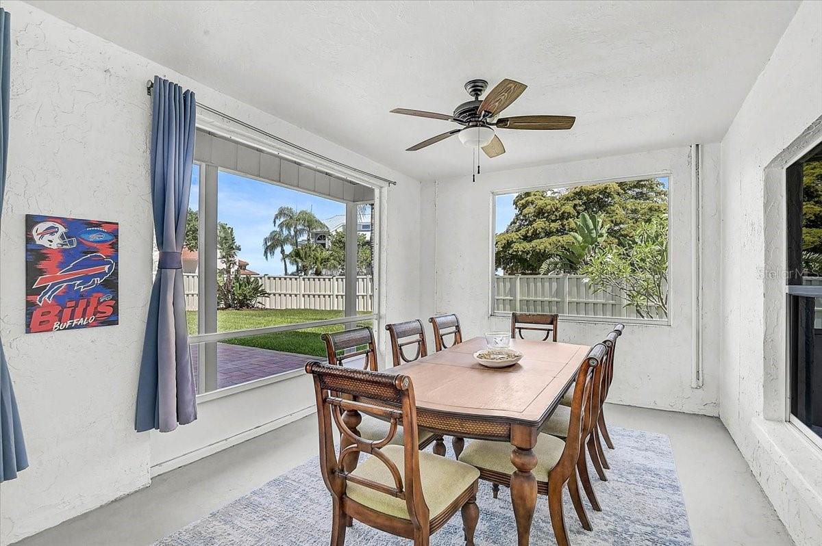 SAPPHIRE SHORES - Residential