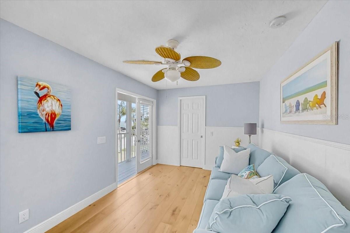 SAPPHIRE SHORES - Residential