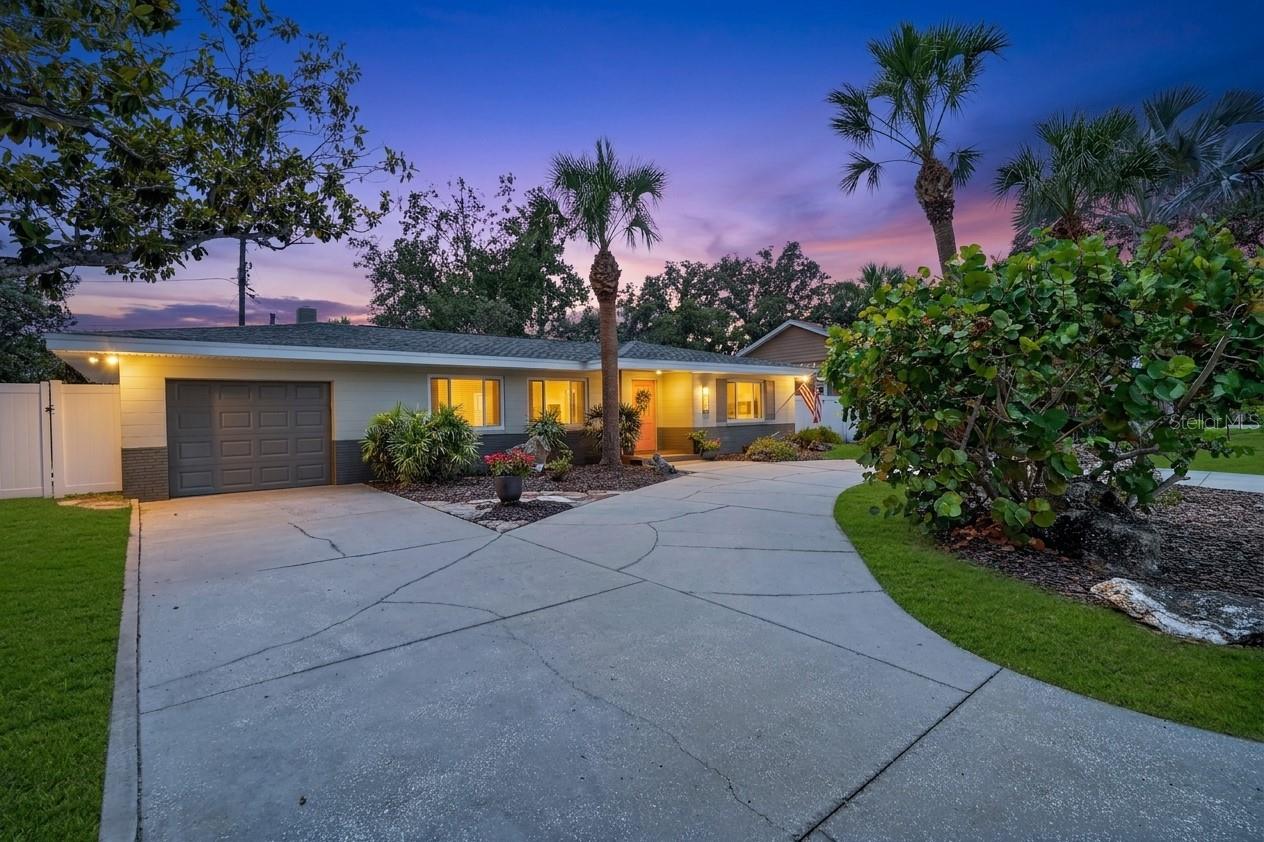PASADENA GOLF CLUB ESTATES - Residential