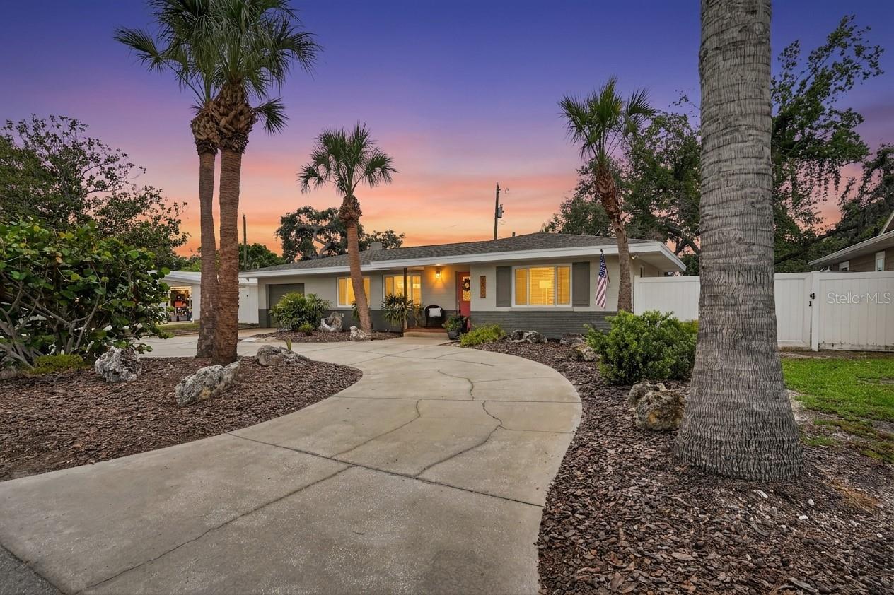 PASADENA GOLF CLUB ESTATES - Residential