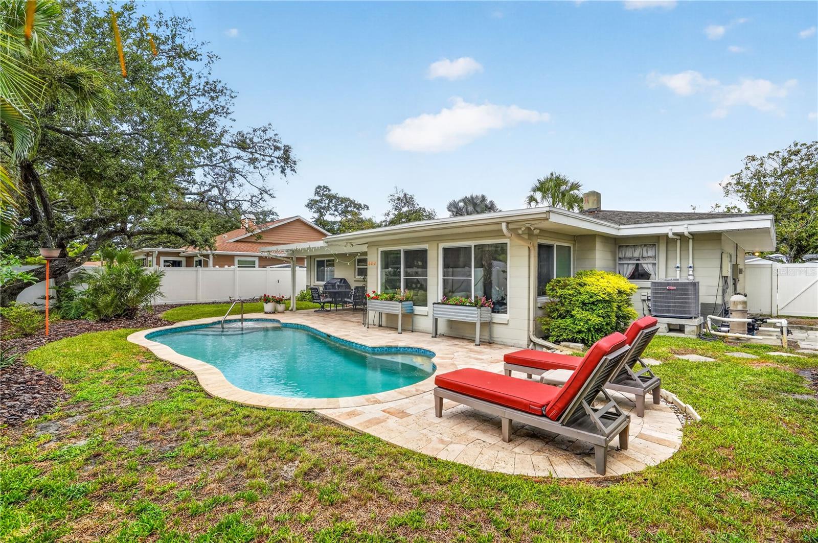 PASADENA GOLF CLUB ESTATES - Residential