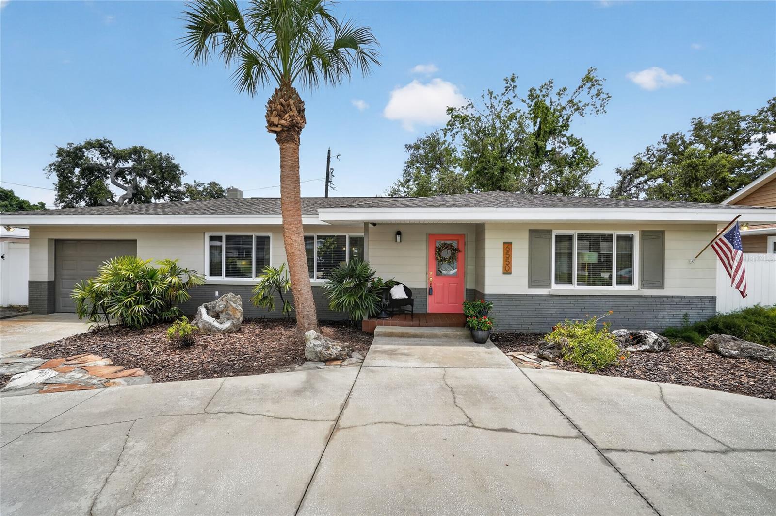 PASADENA GOLF CLUB ESTATES - Residential
