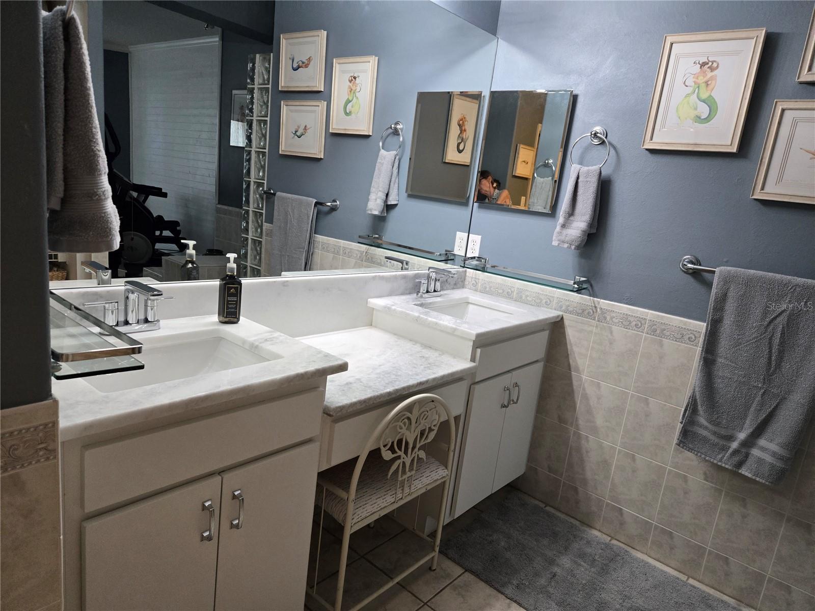 ANGLERS WHARF TWNHMS - Residential