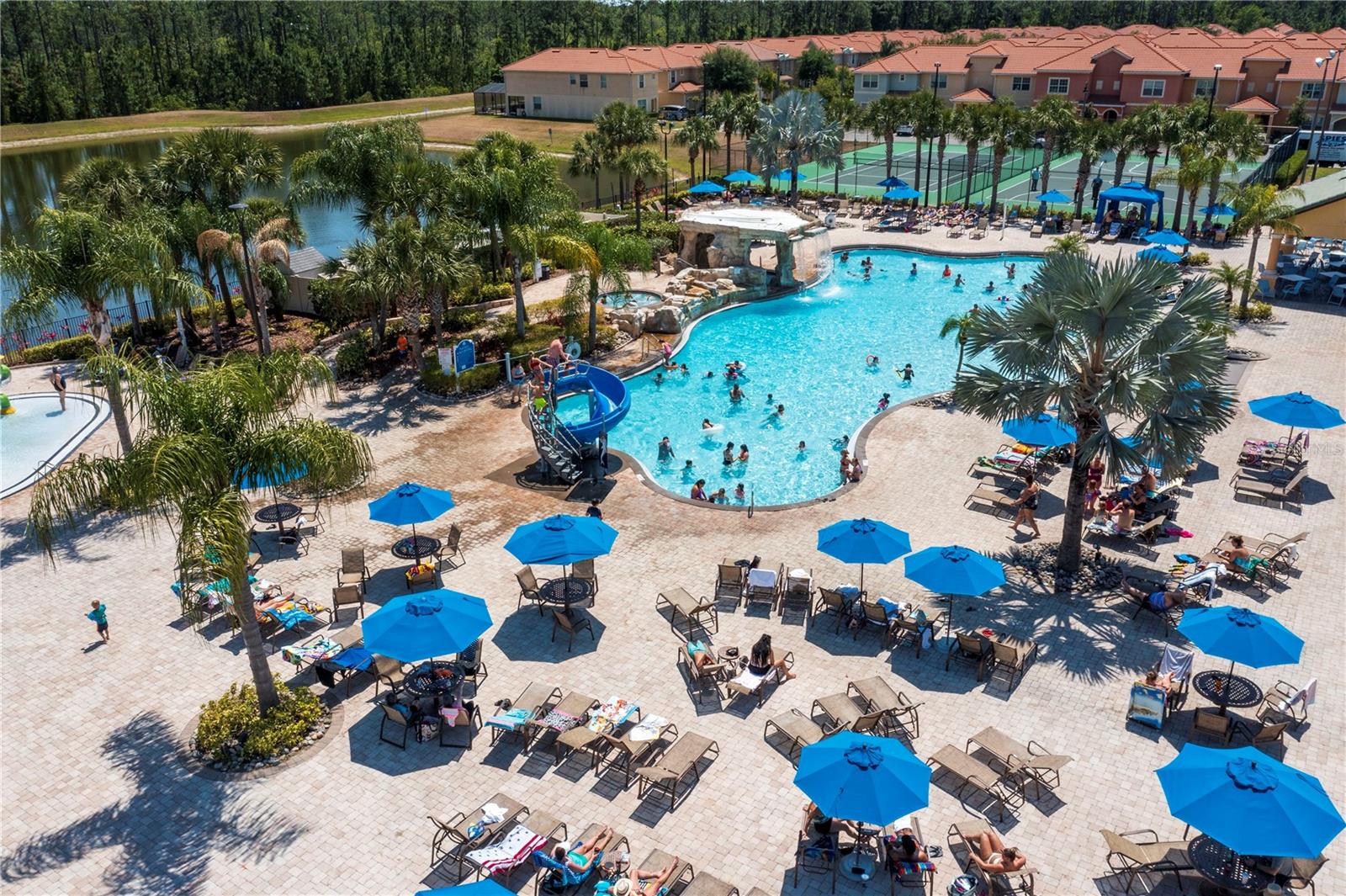 PARADISE PALMS RESORT PH 4 - Residential