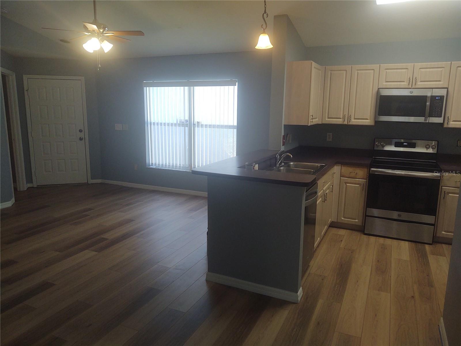 FISHHAWK RANCH PH 2 PRCL - Residential Lease