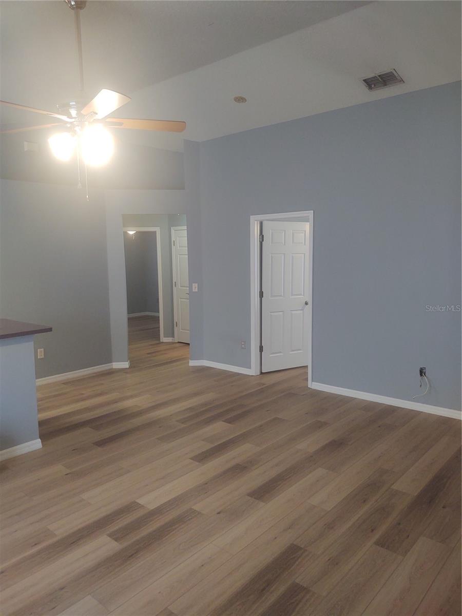 FISHHAWK RANCH PH 2 PRCL - Residential Lease
