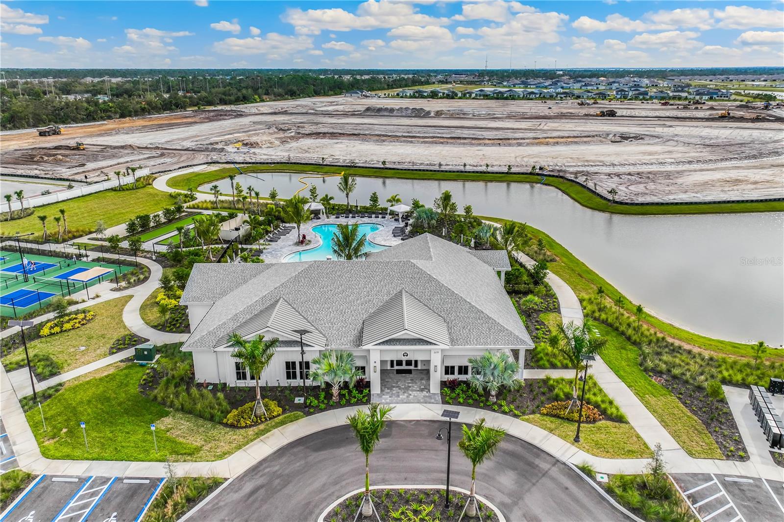 CENTRAL PARC - Residential