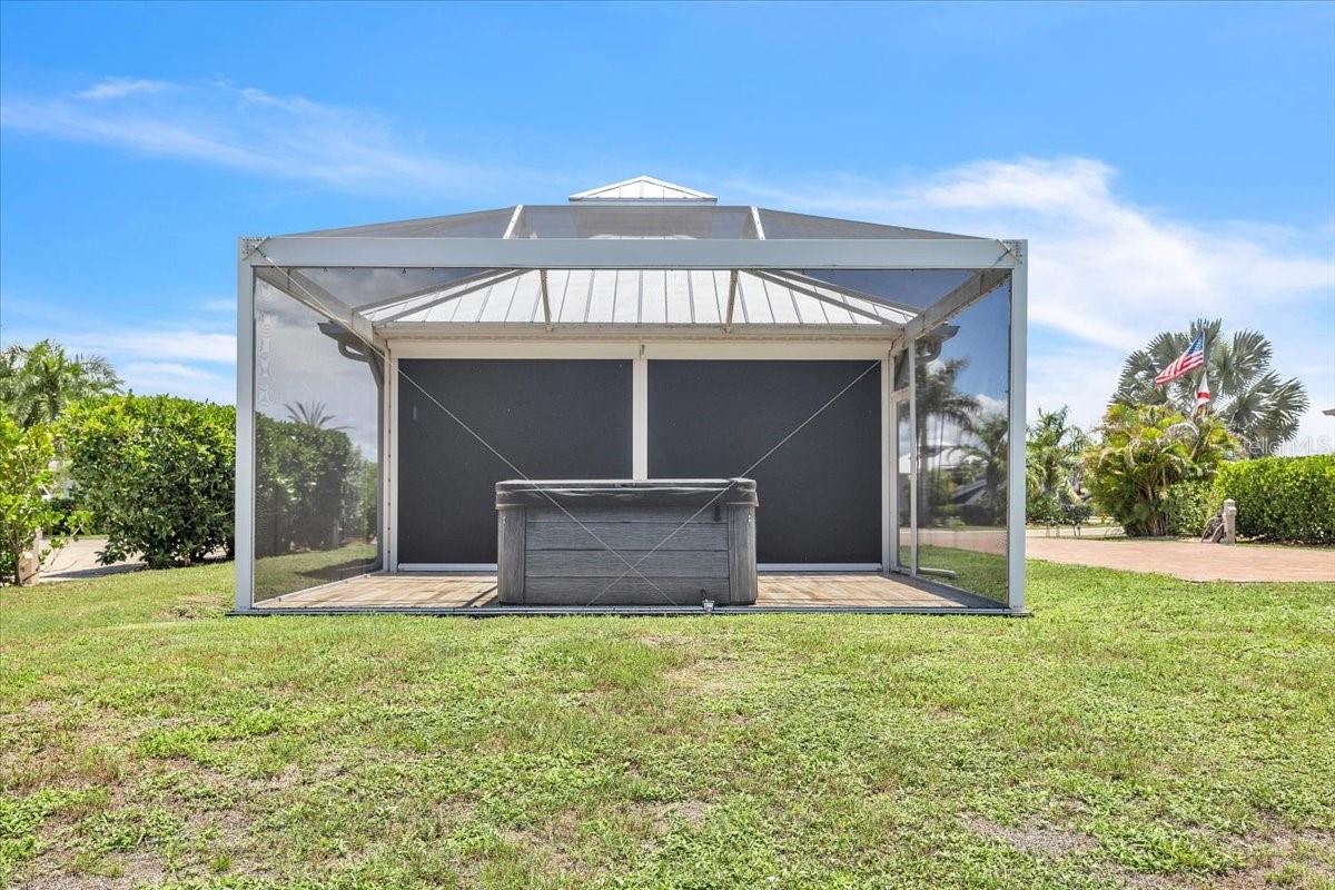 THORNTON CRK MOTORCOACH RESIDENCE - Residential