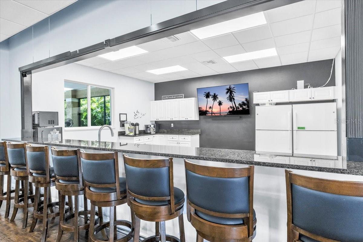 THORNTON CRK MOTORCOACH RESIDENCE - Residential