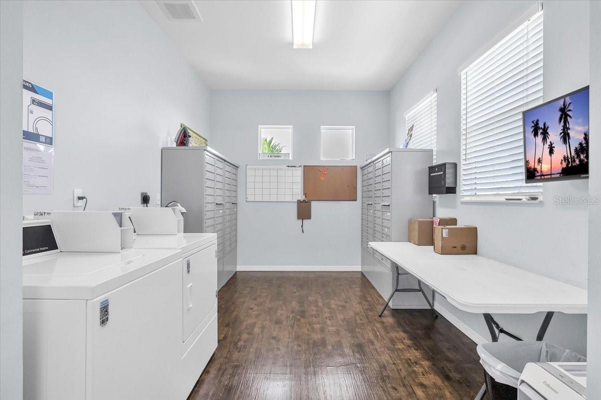 THORNTON CRK MOTORCOACH RESIDENCE - Residential