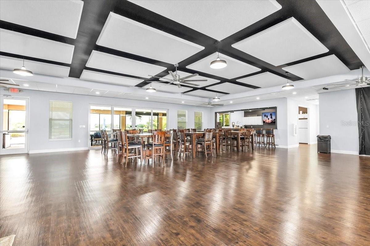 THORNTON CRK MOTORCOACH RESIDENCE - Residential