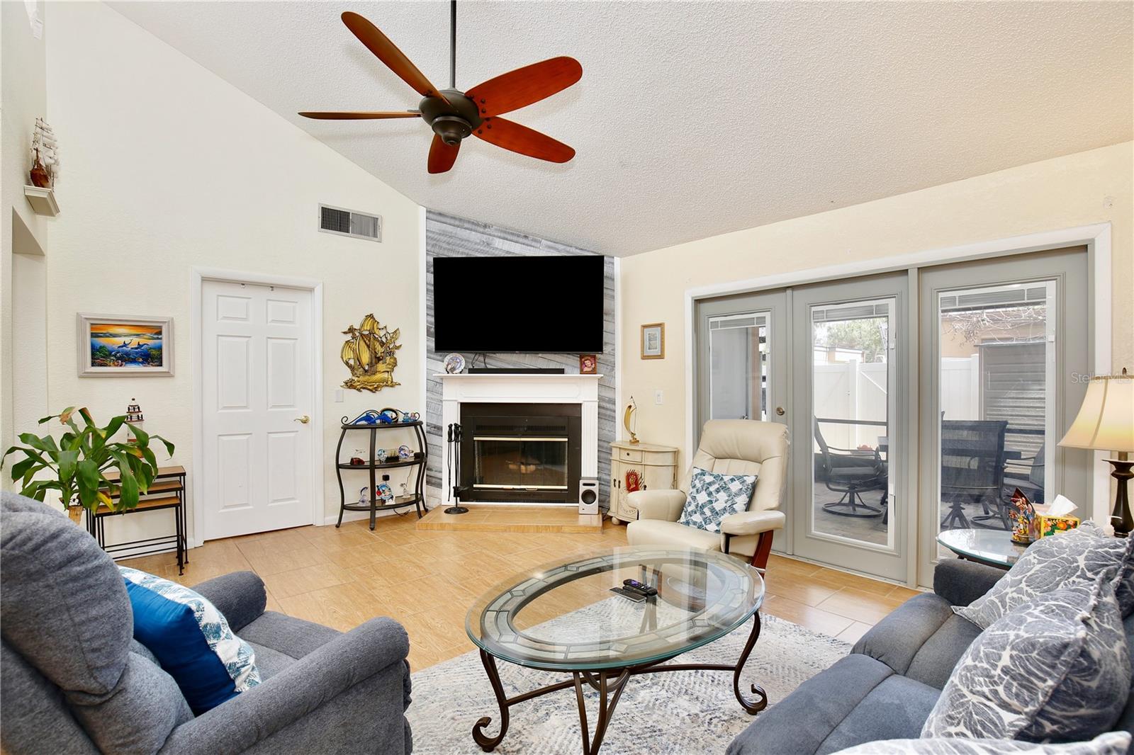 WINDWARD SQUARE SEC 3 - Residential