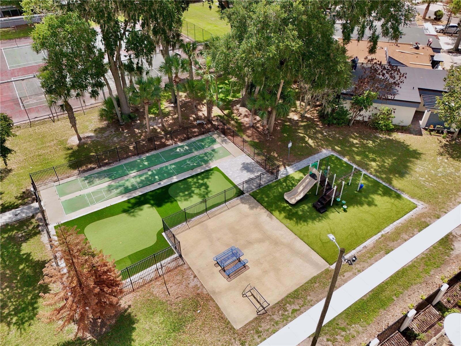 WINDWARD SQUARE SEC 3 - Residential