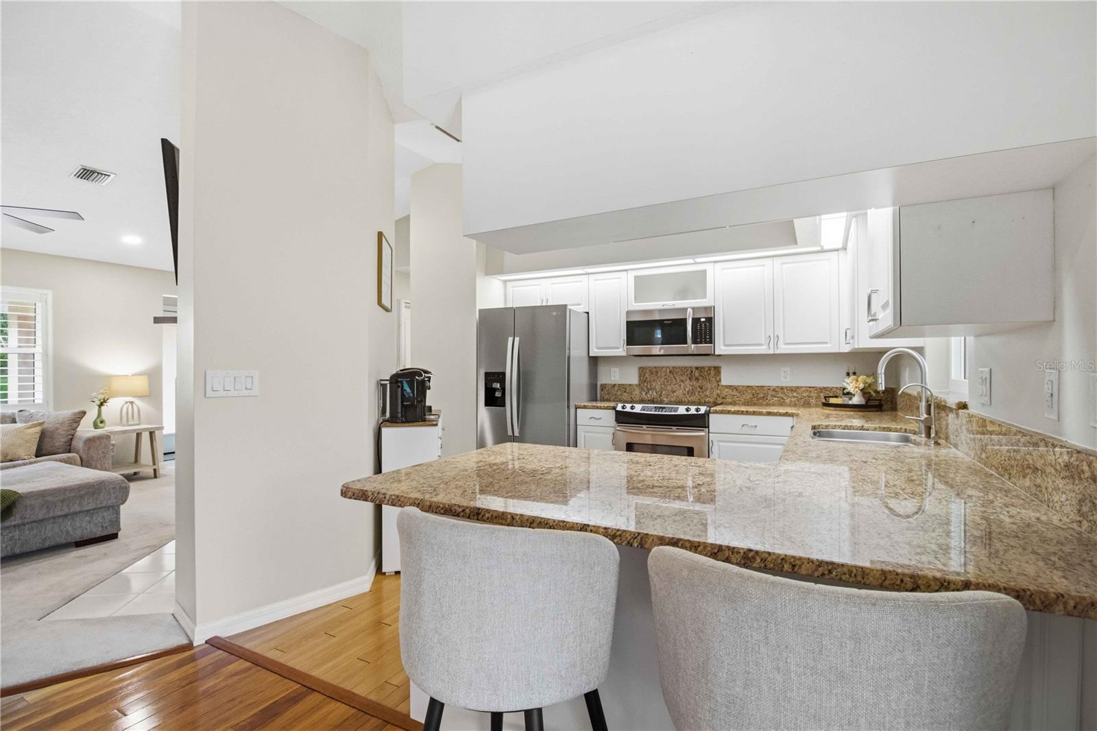 SOUTH VENICE - Residential
