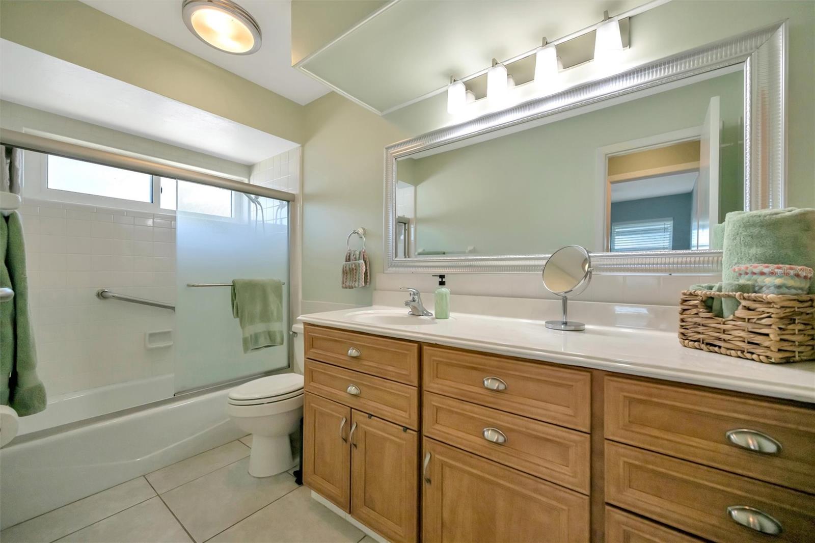 SUNRISE GOLF CLUB ESTATES - Residential