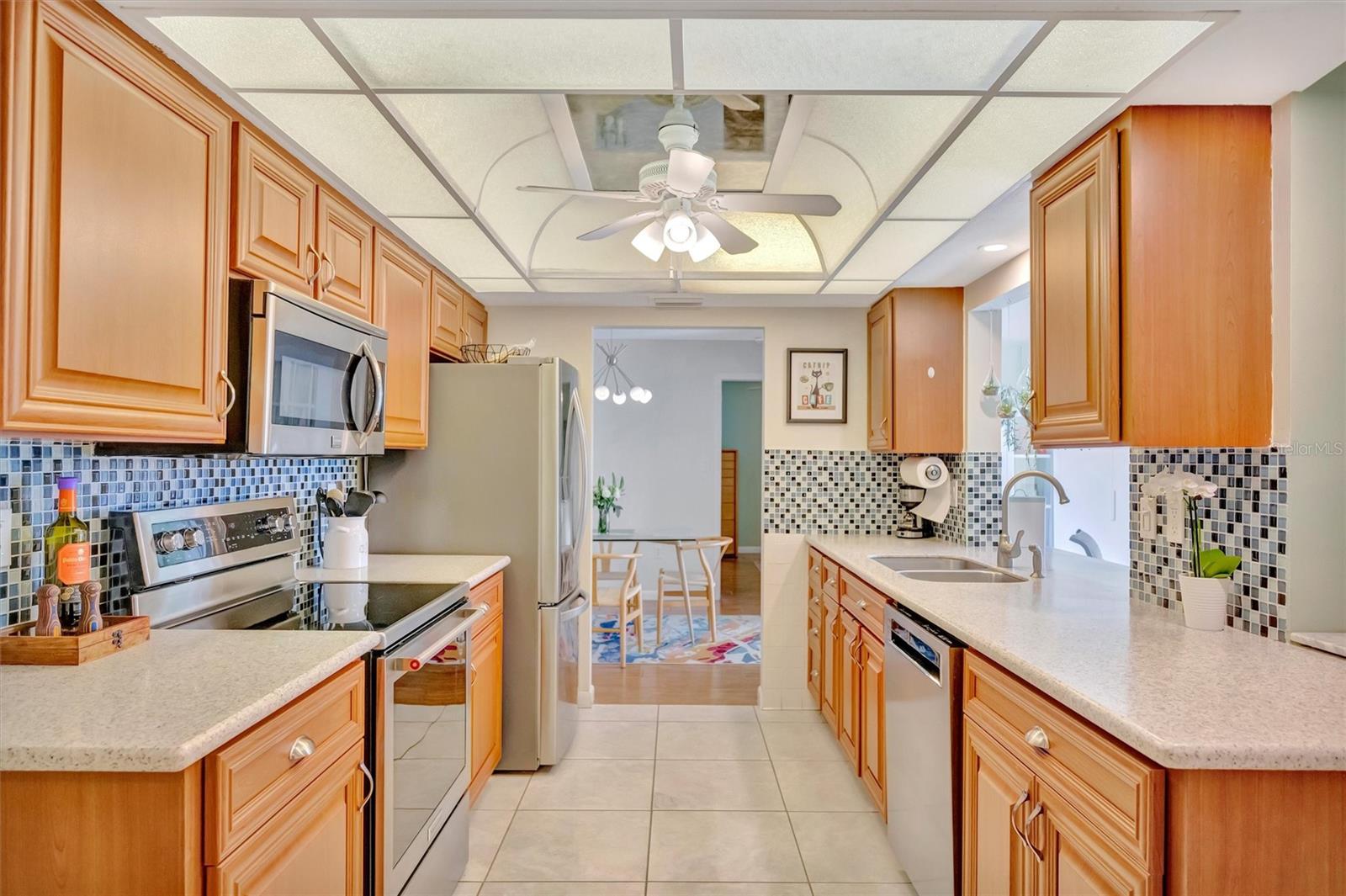 SUNRISE GOLF CLUB ESTATES - Residential