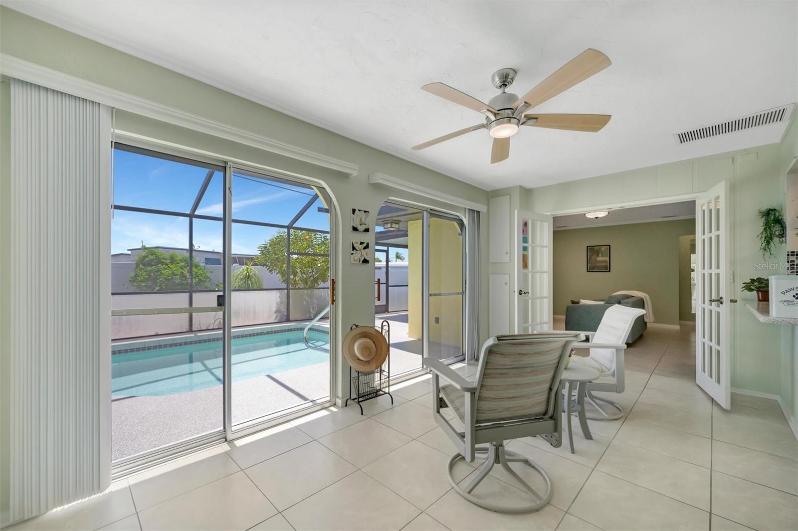 SUNRISE GOLF CLUB ESTATES - Residential