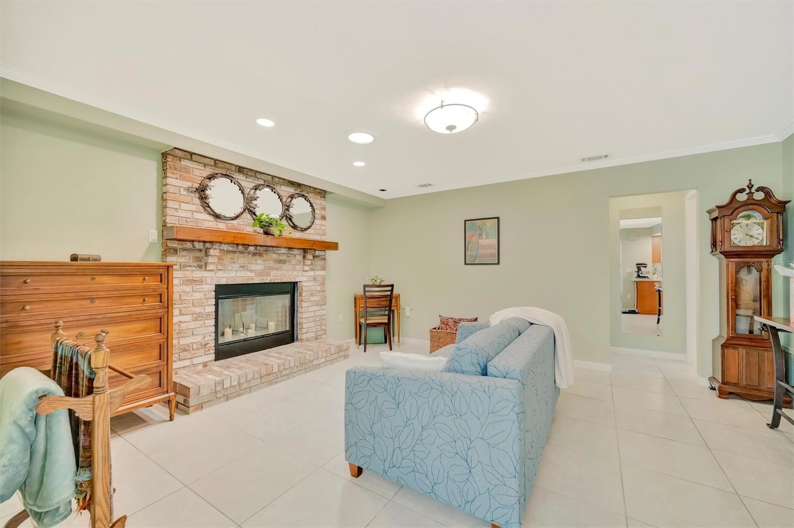 SUNRISE GOLF CLUB ESTATES - Residential