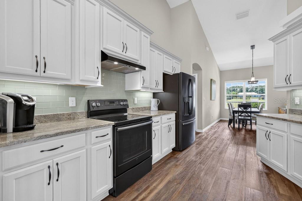 SHADOWOOD FARMS ESTATE - Residential