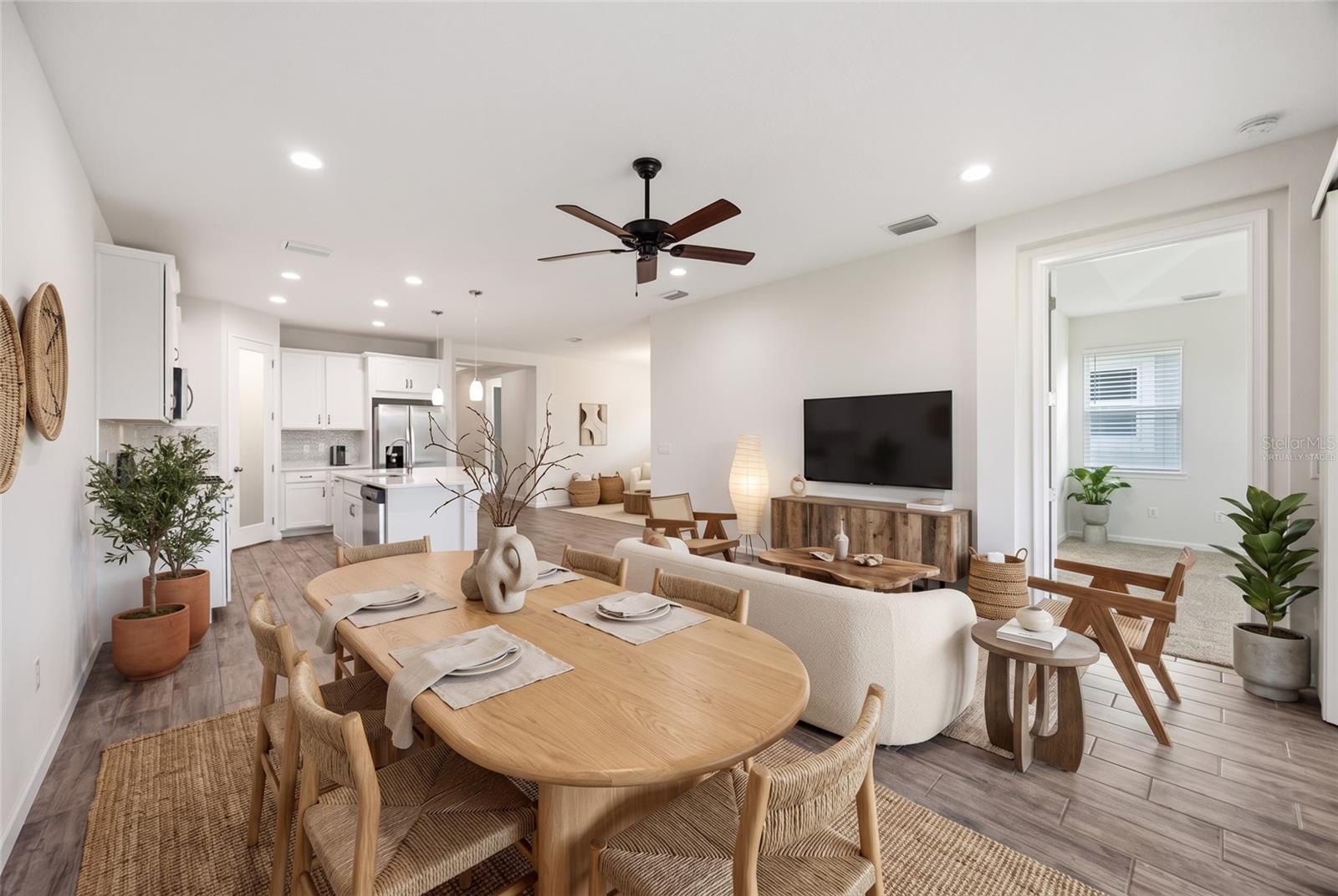 SUNRISE PRESERVE - Residential
