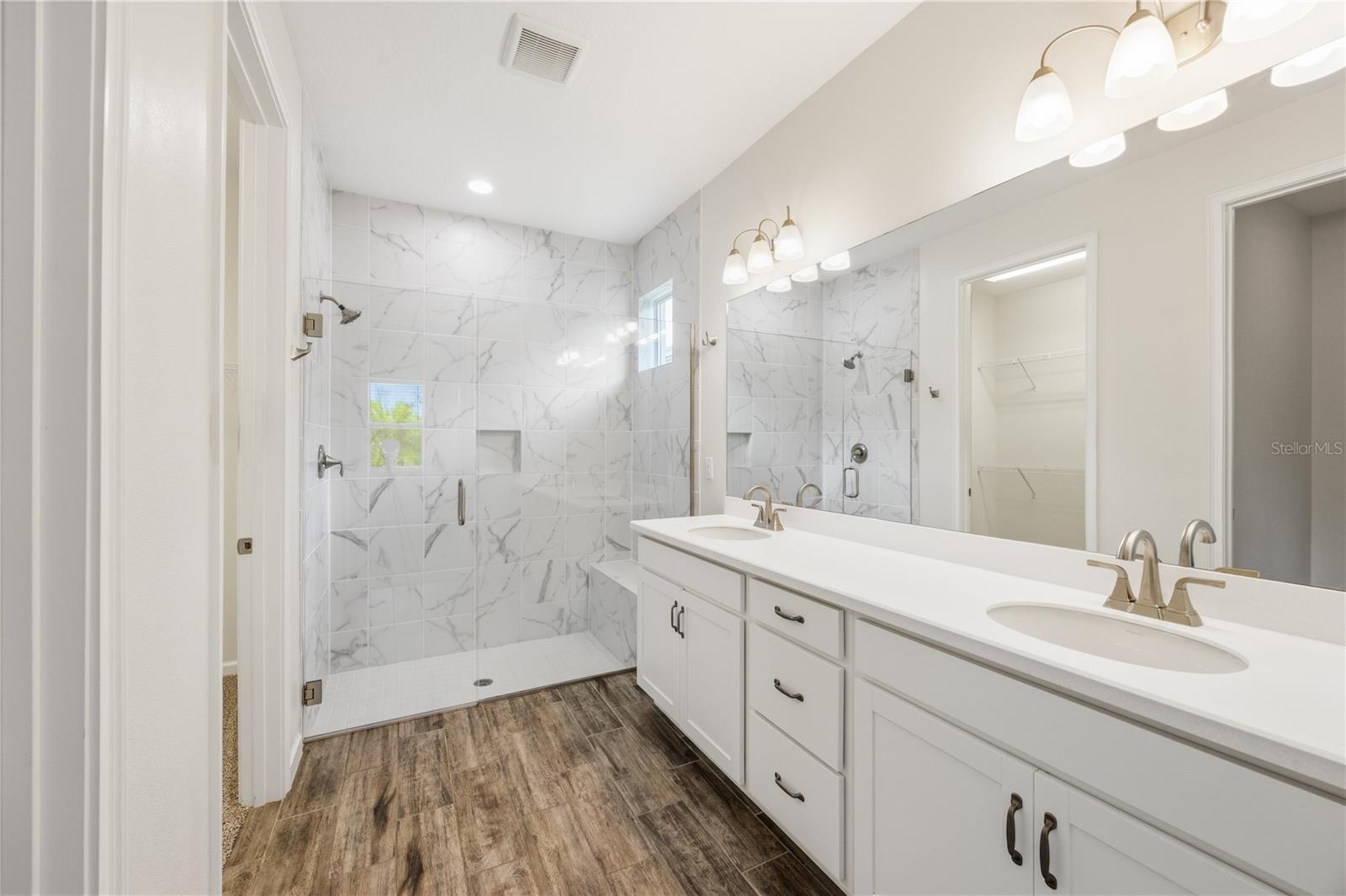 SUNRISE PRESERVE - Residential