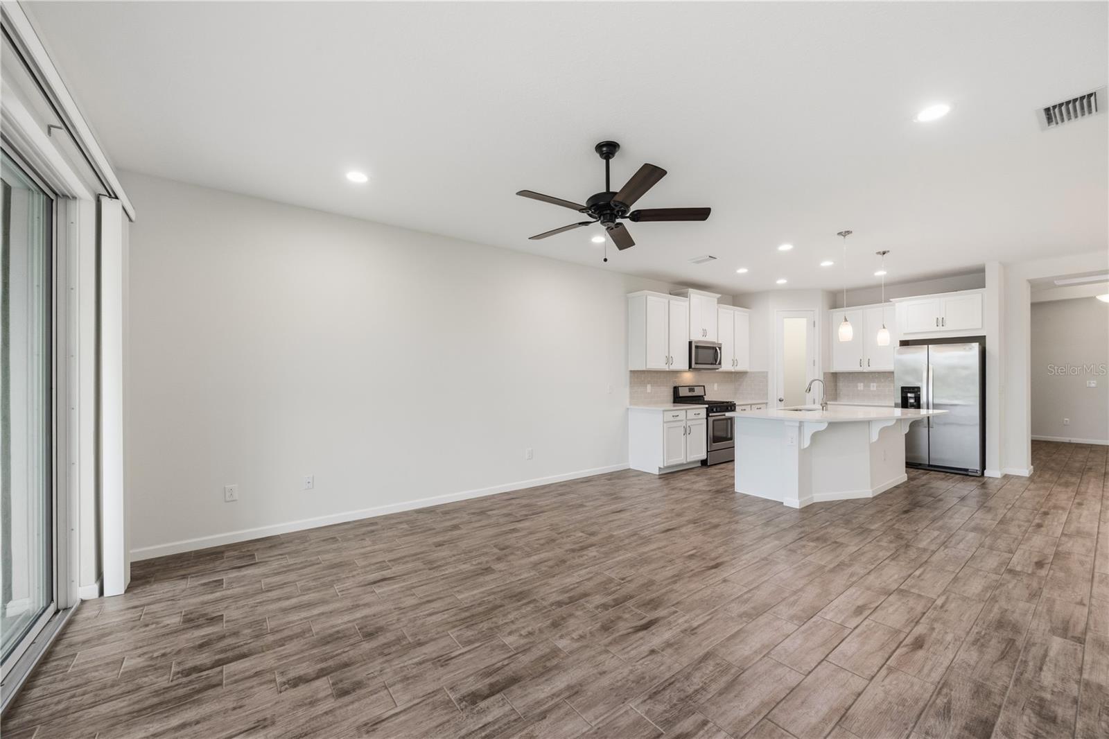 SUNRISE PRESERVE - Residential