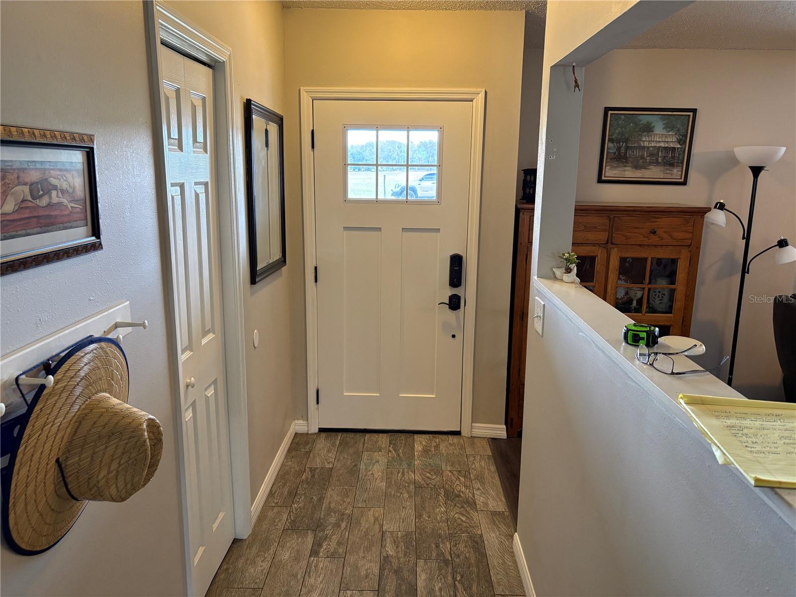 TWIN T OAKS - Residential