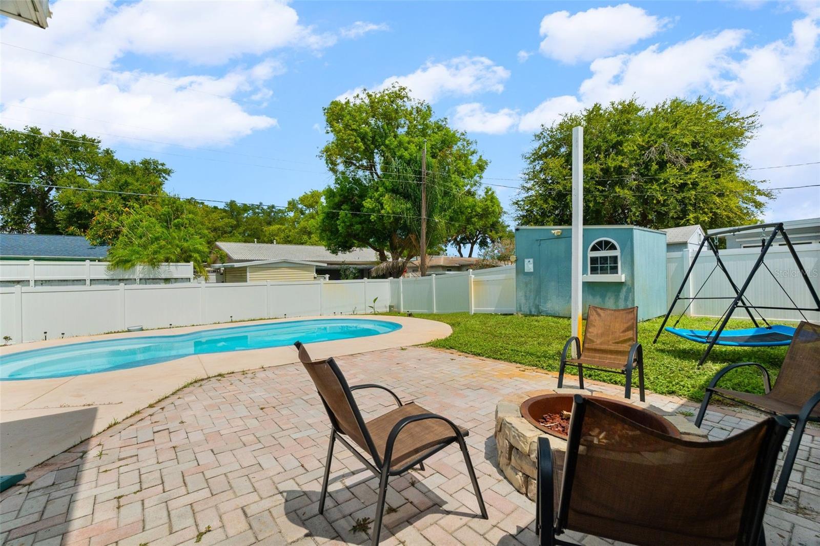 LAKE PEARL ESTATES - Residential