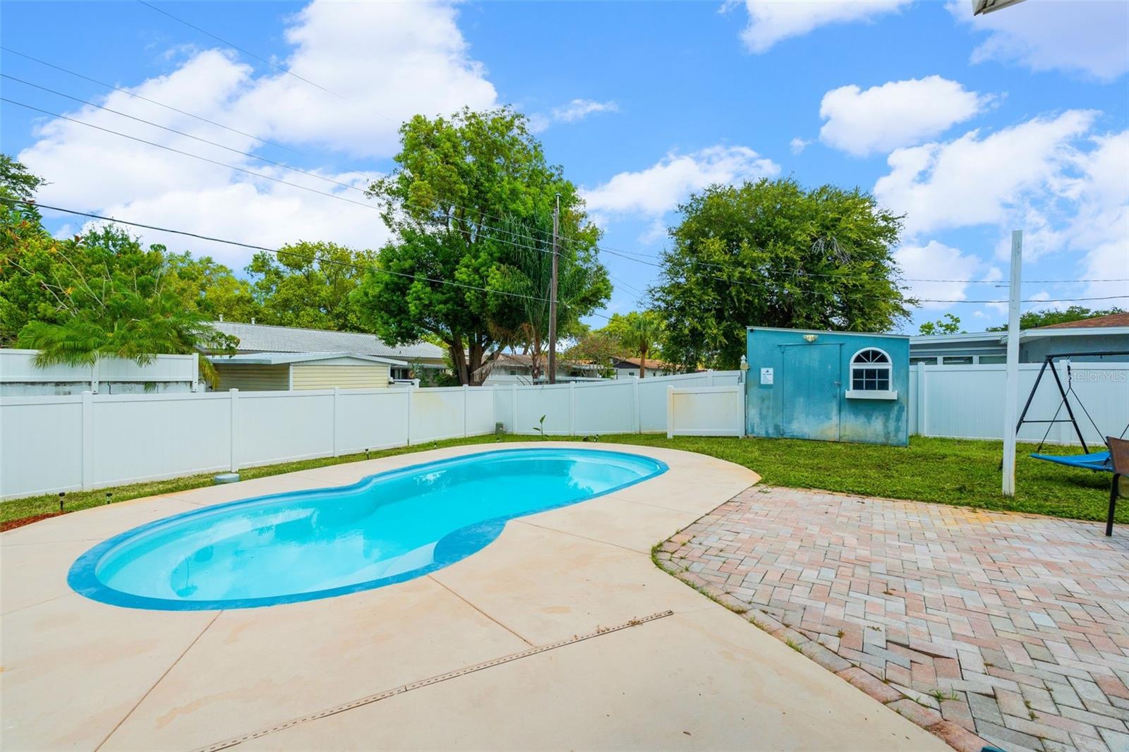 LAKE PEARL ESTATES - Residential
